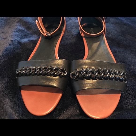 COACH Seabreeze Tan sandals with Black Chain - Picture 2 of 5